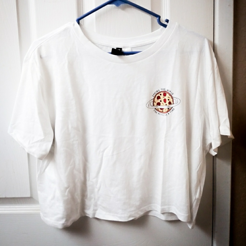 H&M Divided Black - Pizza Crop Top